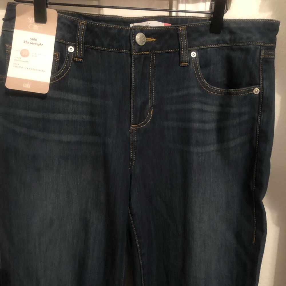 NWT Cabi Jean The Straight  Austin Wash Size 10